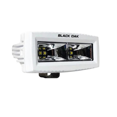 Black Oak Marine Spreader  Scene White